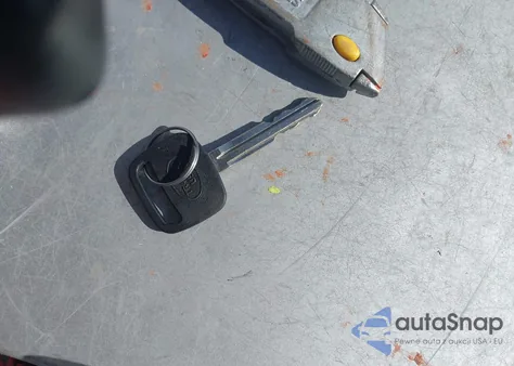 2005 Toyota Camry Le from USA, damaged, VIN 4T1BE32K85U634694